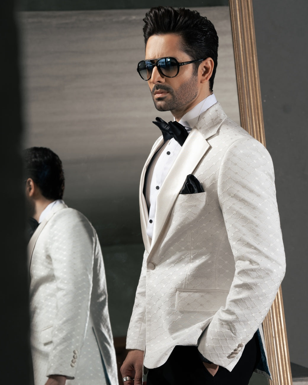 Embroidery Embellished Tuxedo Suit