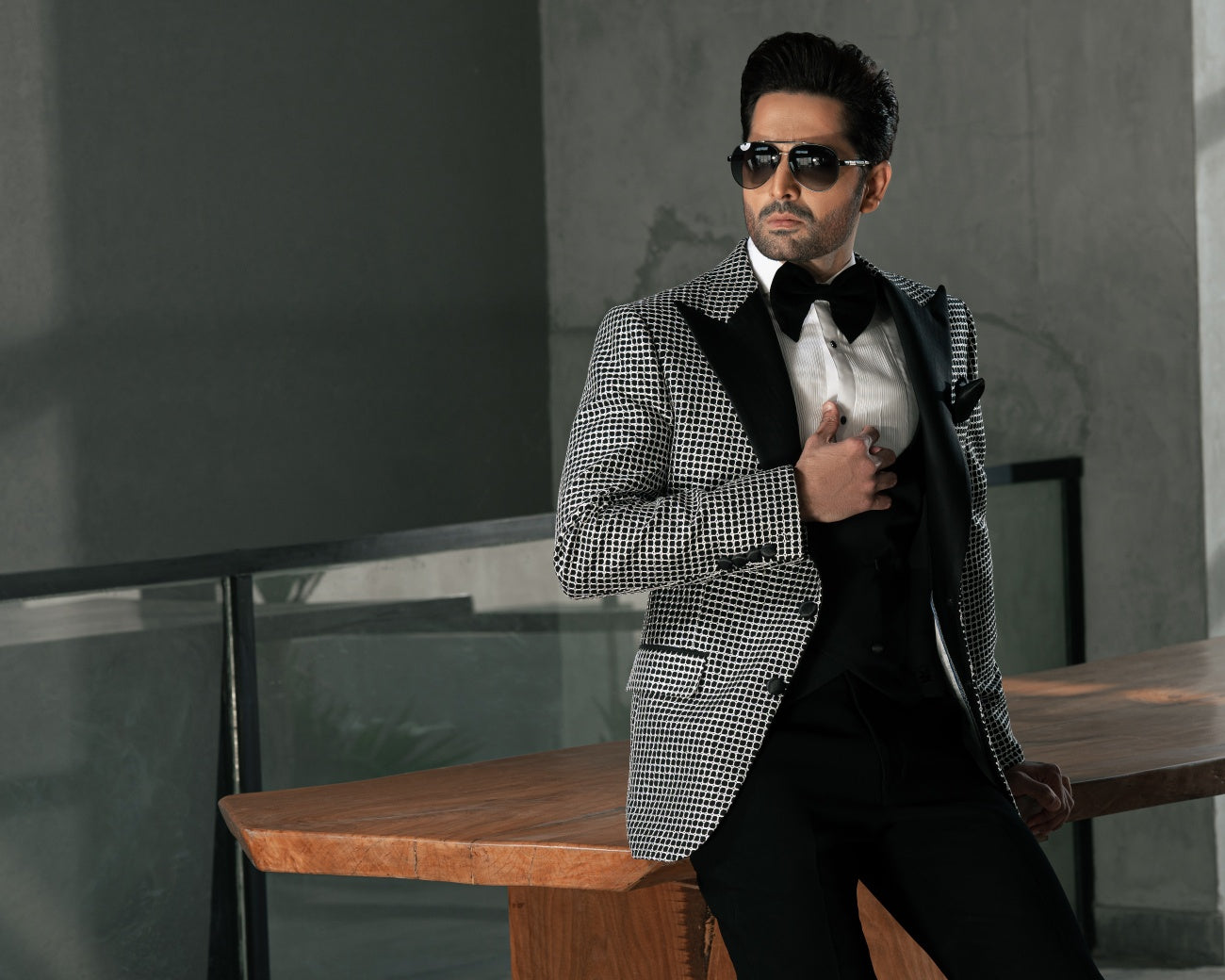 Embroidery Embellished Tuxedo Suit