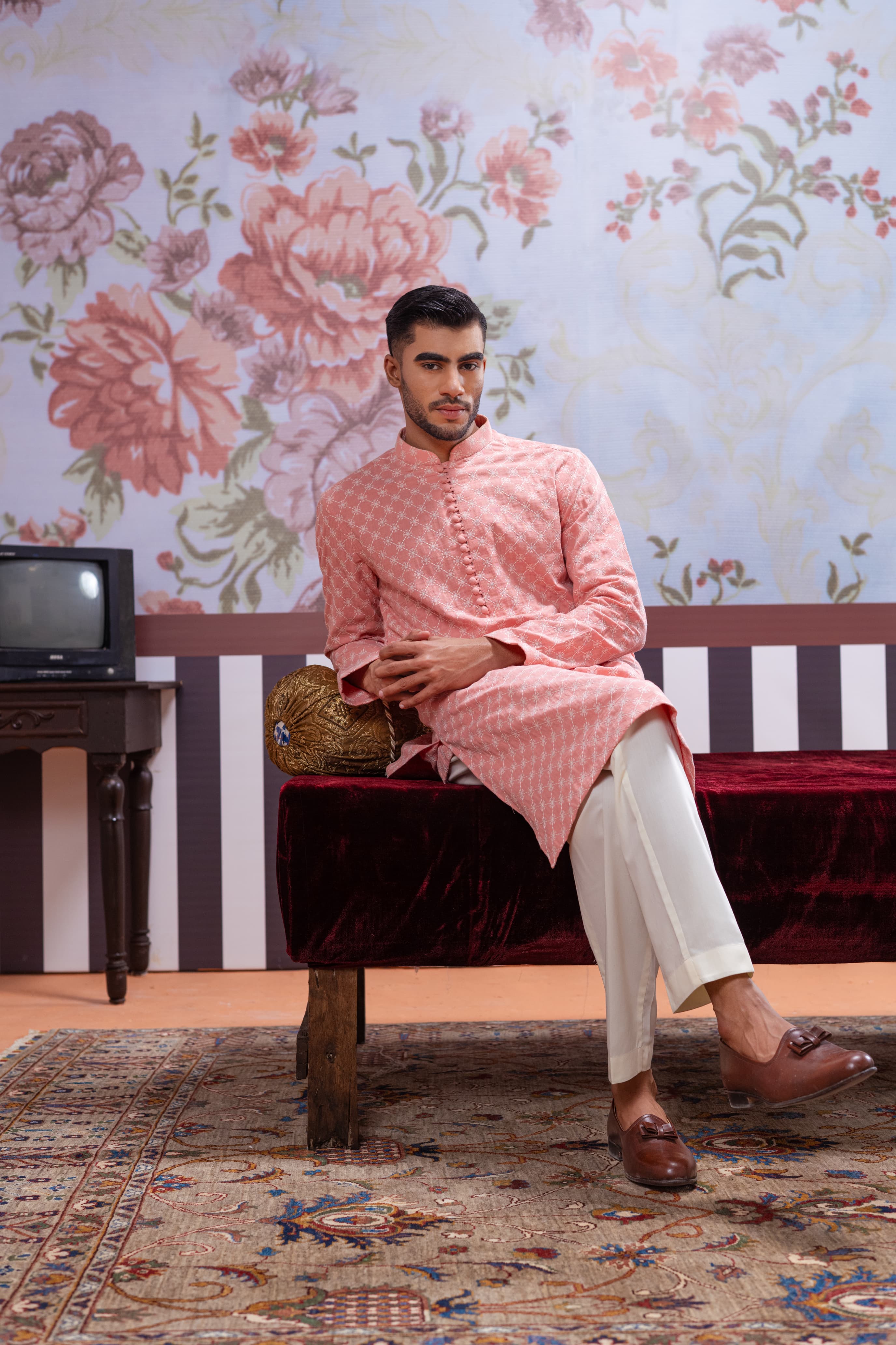 Muqabil - Soft Pink Embroidered Kurta Pajama