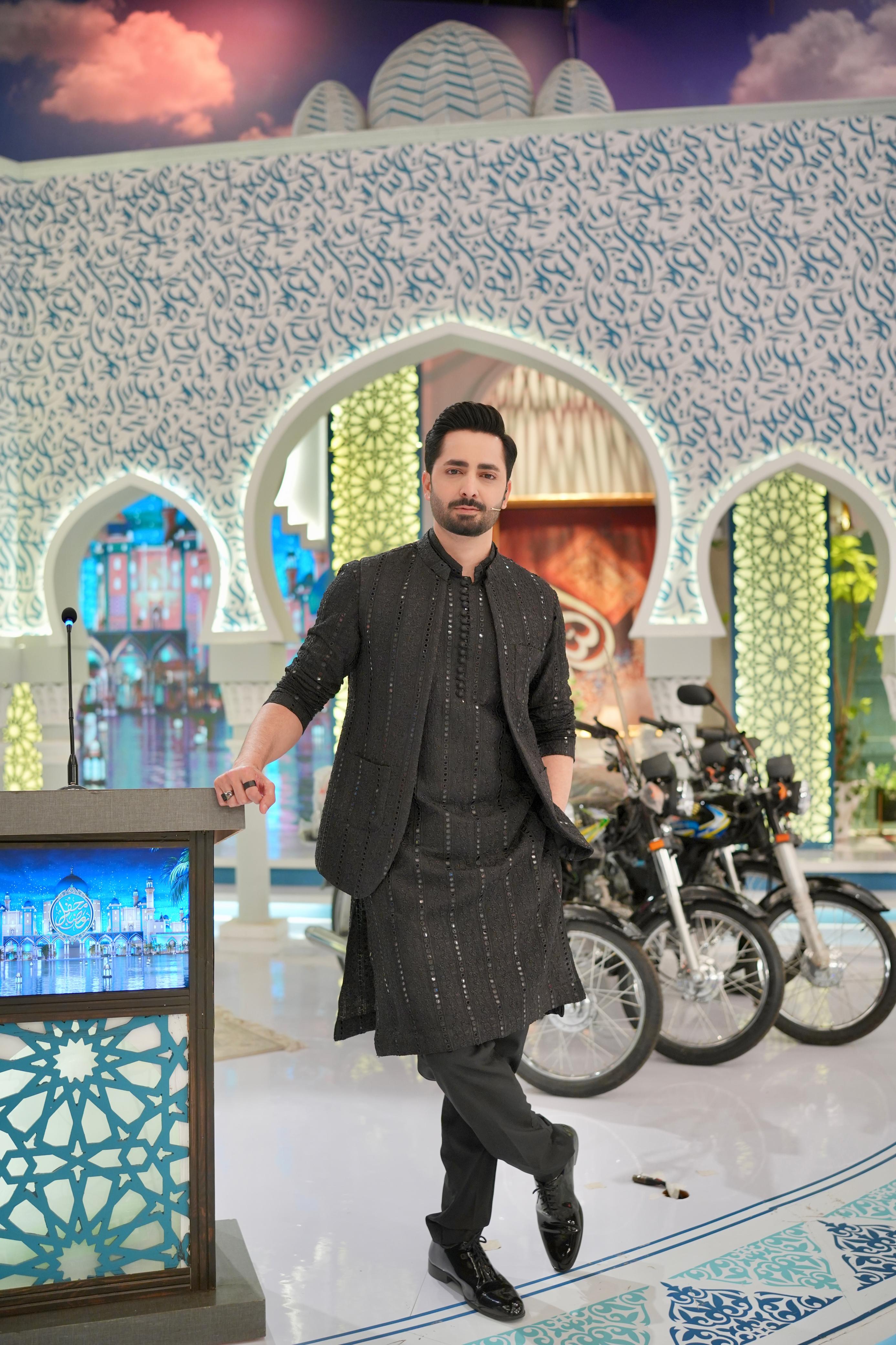 ED25 - Black Embroidered Kurta Pajama