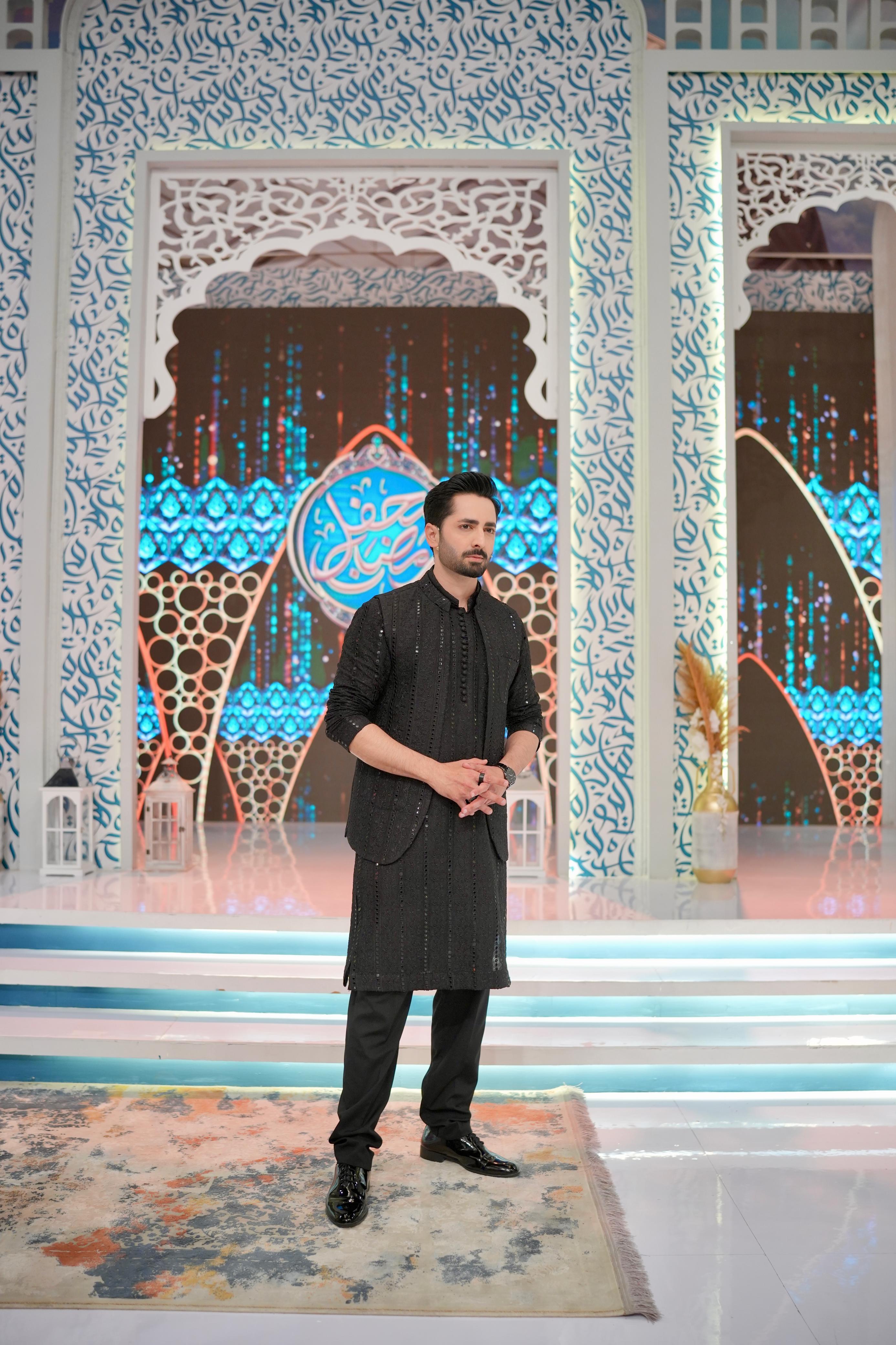 ED25 - Black Embroidered Kurta Pajama