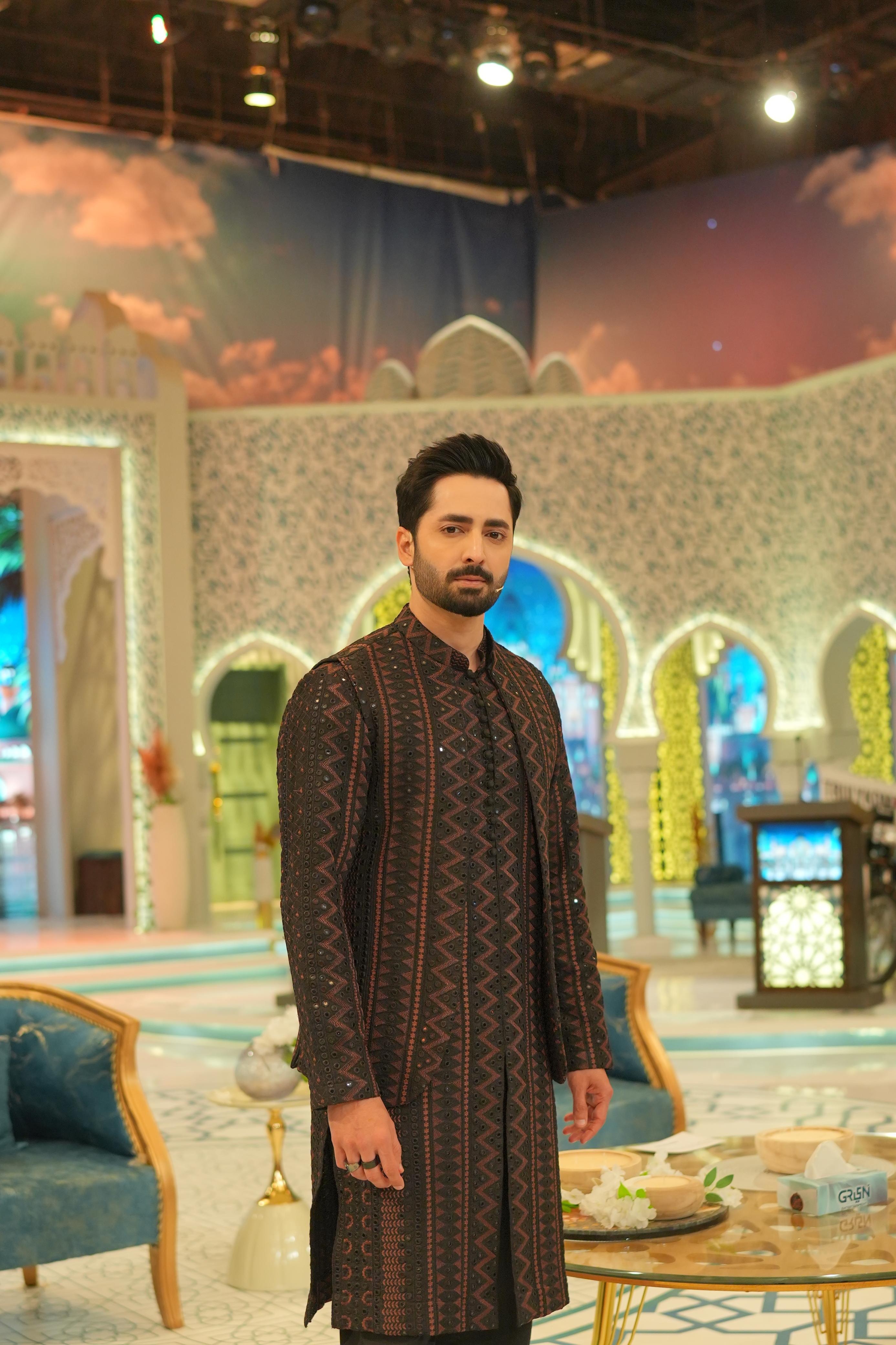 ED25 - Black/Brown Embroidered Kurta Pajama