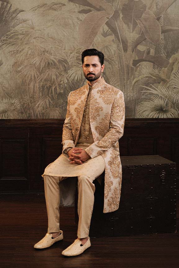 ER -104 Champagne Gold Jacquard Sherwani 1