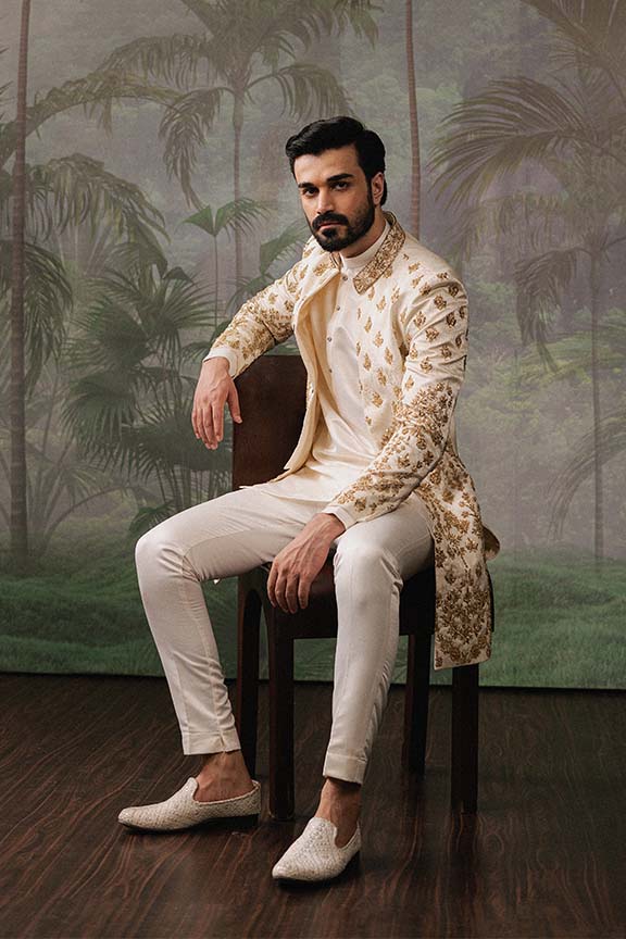 ER - 112 Off White Jacquard Embroidered Short Sherwani