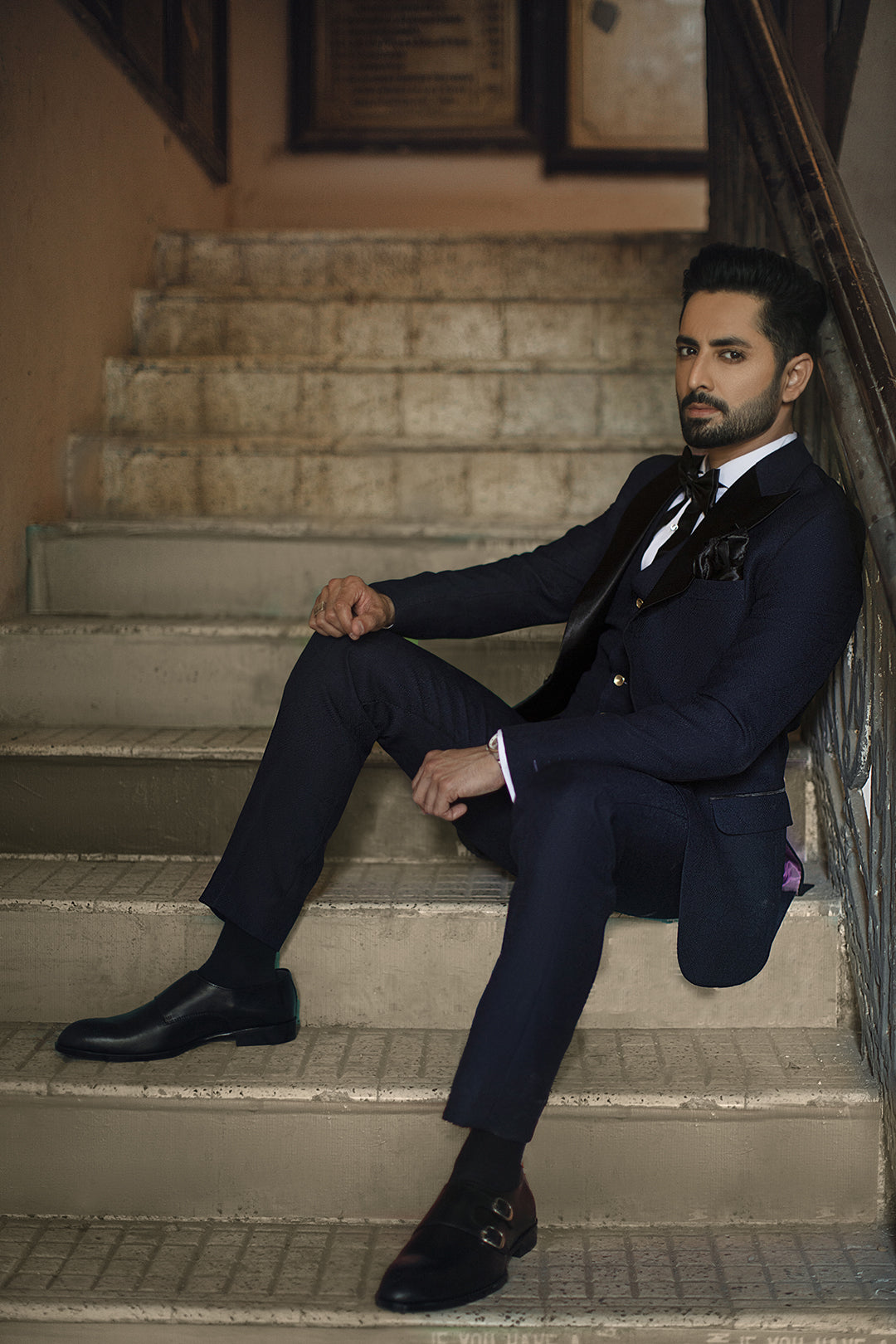 Imposed Design Tuxedo Suit