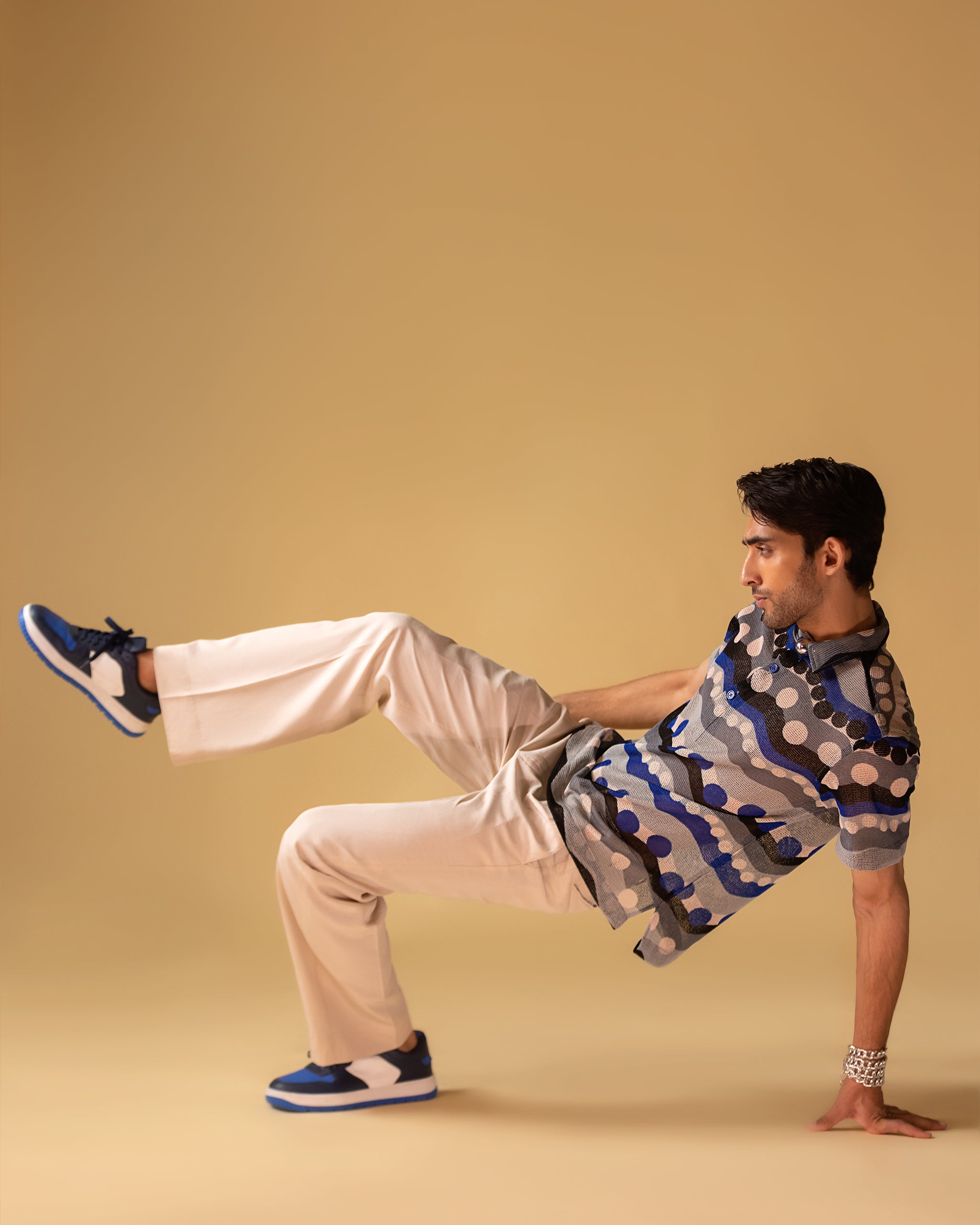 Polo T-shirt Style Short Sleeves & Relax Fit Trouser