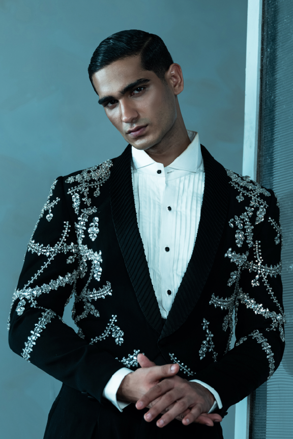 Black Tuxedo Suit - 01