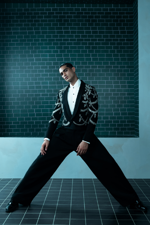 Black Tuxedo Suit - 01