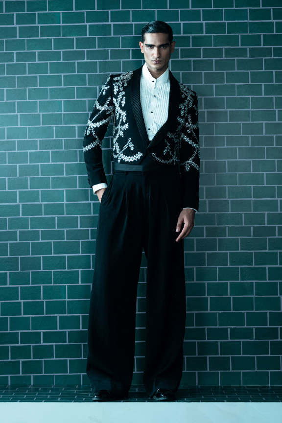 Black Tuxedo Suit - 01