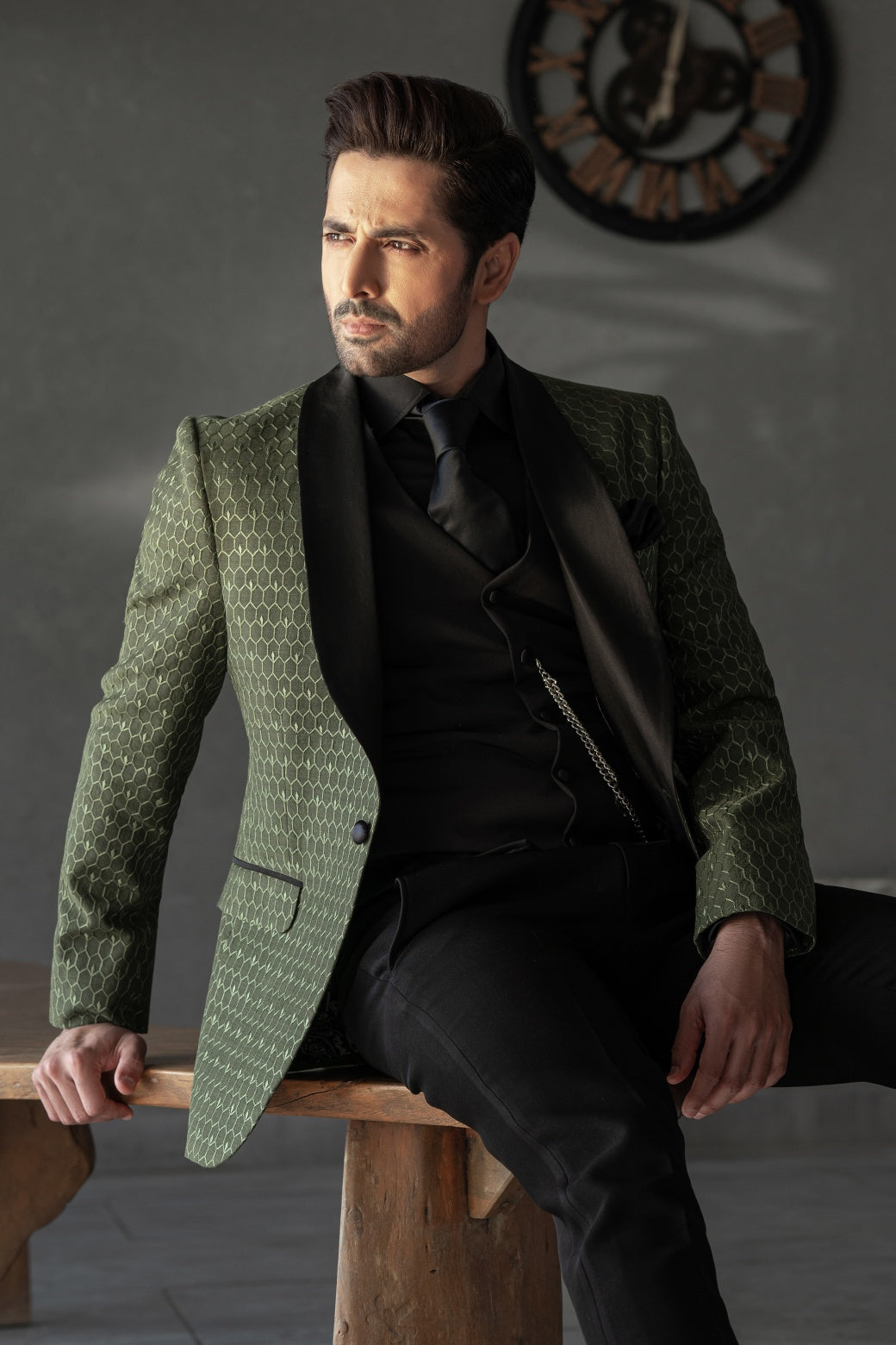 Embroidery Embellished Tuxedo Suit