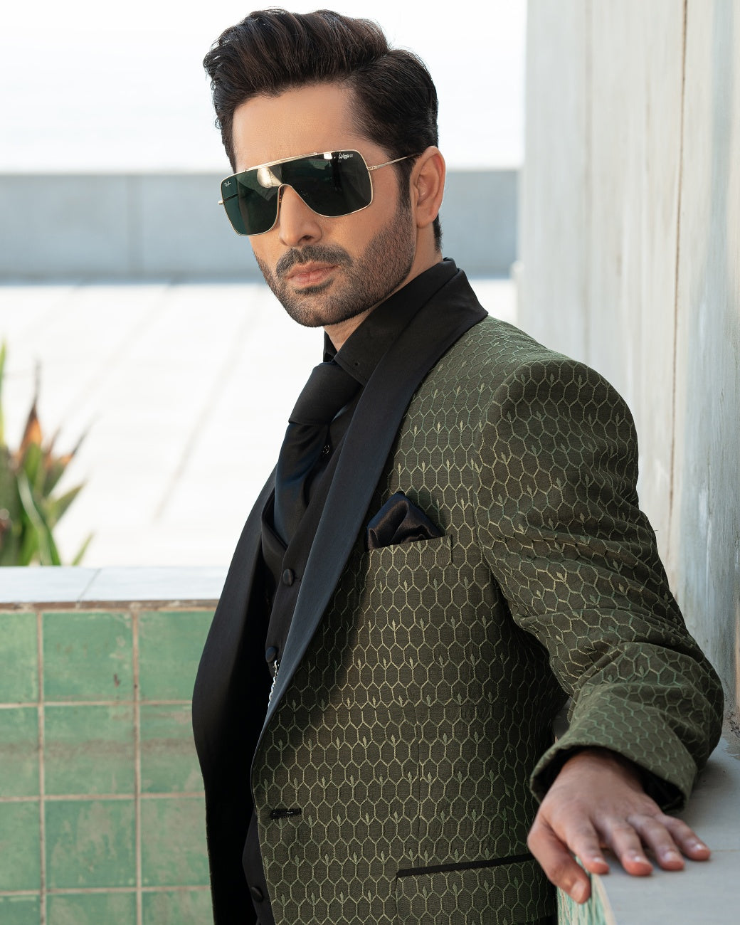 Embroidery Embellished Tuxedo Suit