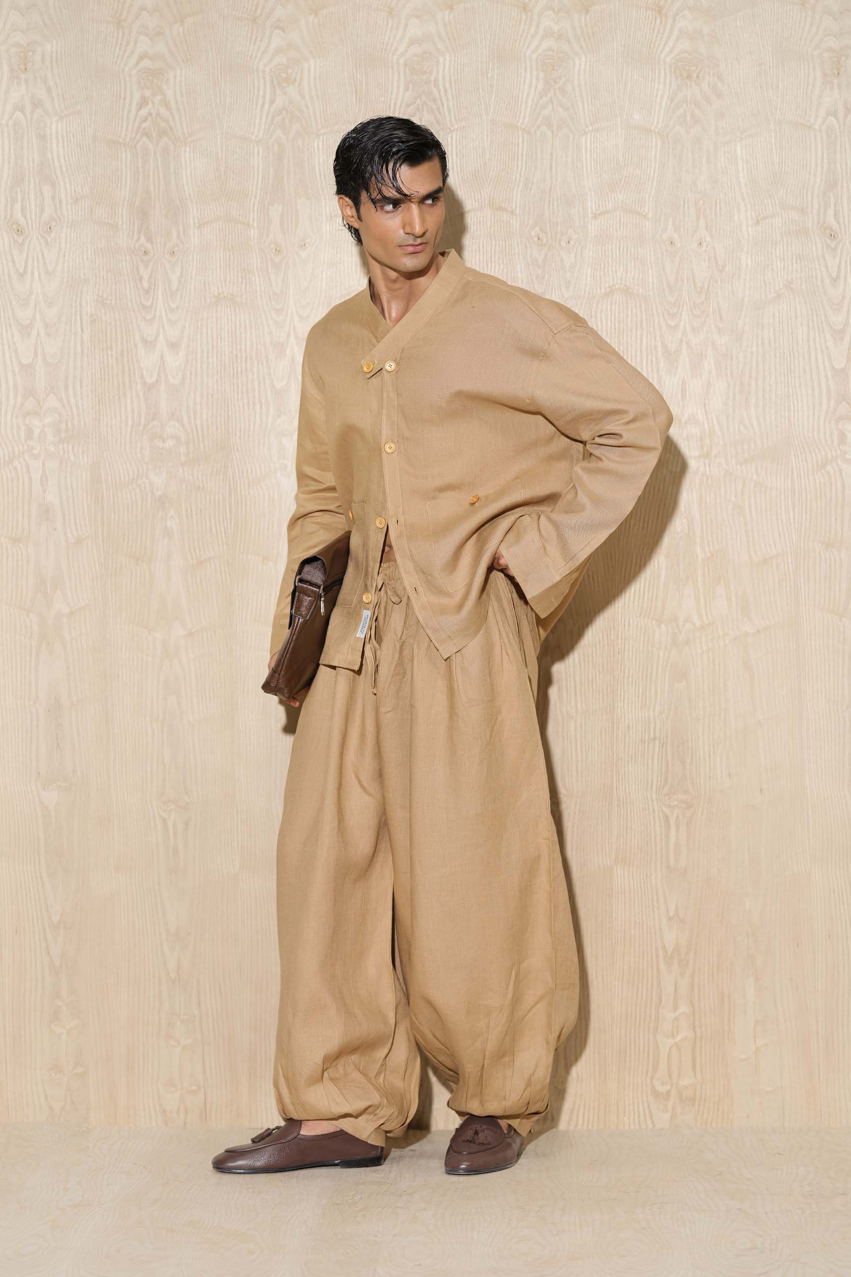 Super Oversized Boutique Beige Shirt with Pleated Balloon Trousers
