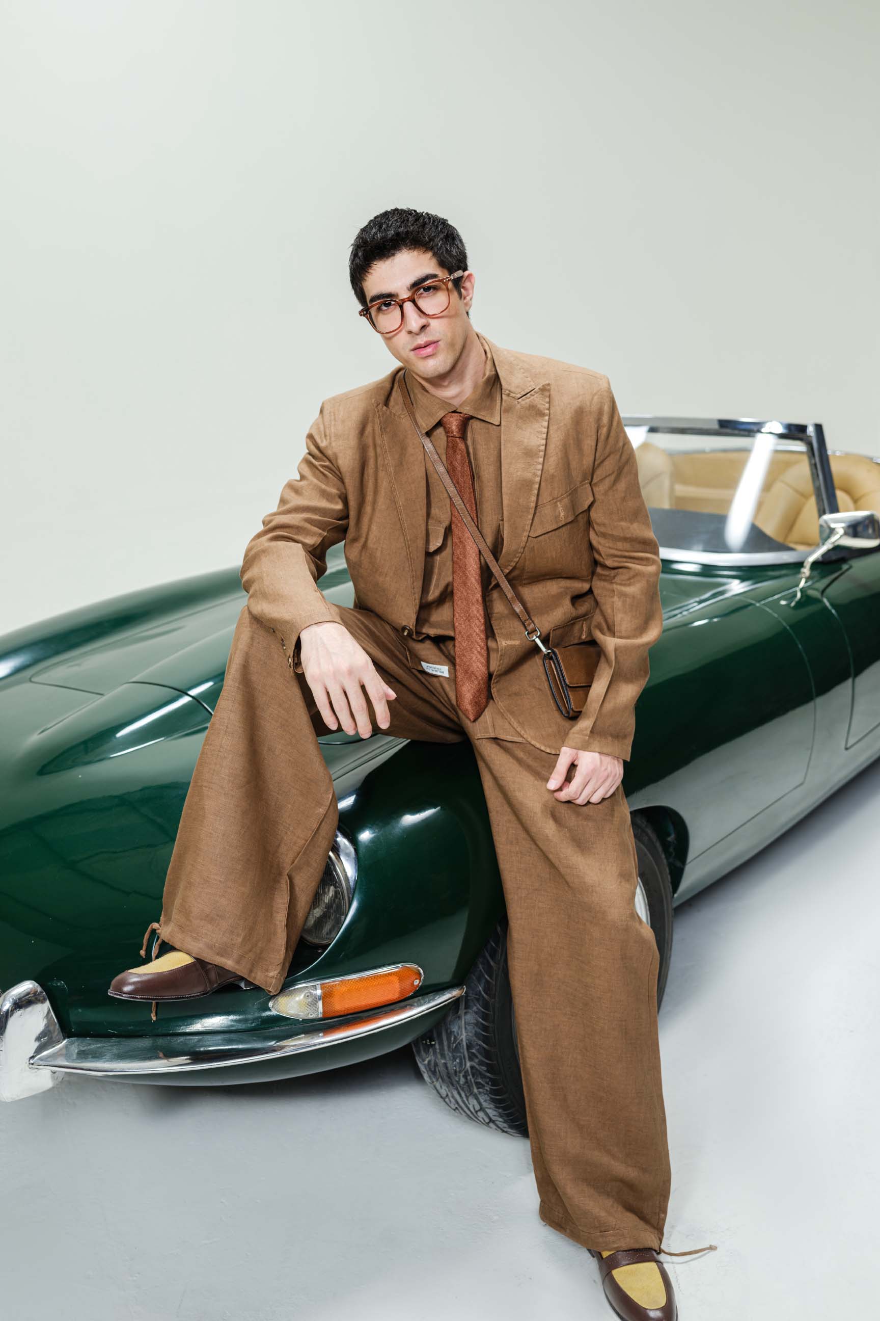 Espresso Brown “Old Money” Aesthetic Oversized Blazer Set (Blazer + Shirt + High-Waist Bell-Bottom Trousers)