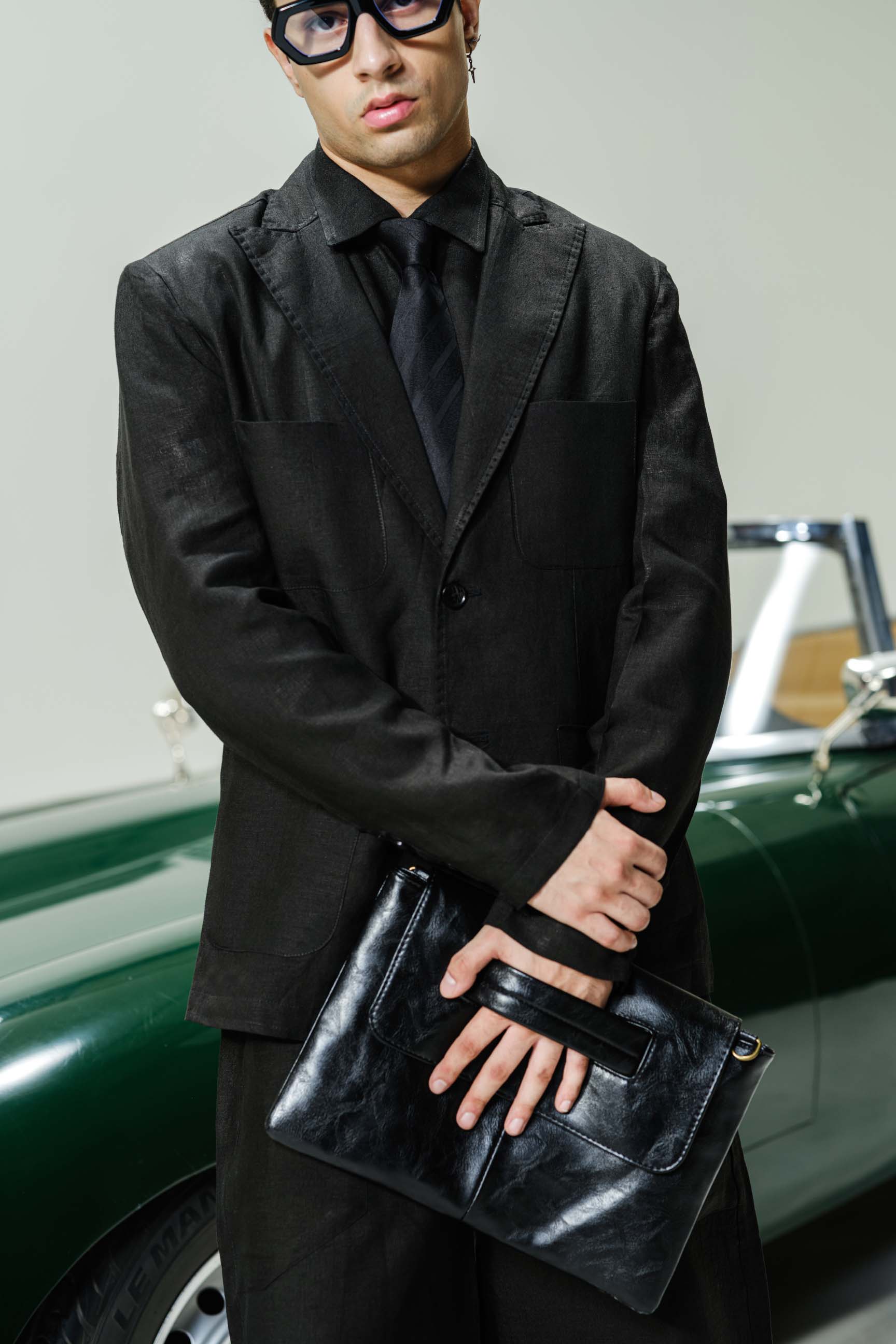 Dark Black “Old Money” Aesthetic Oversized Blazer Set (Blazer + Shirt + High-Waist Bell-Bottom Trousers)