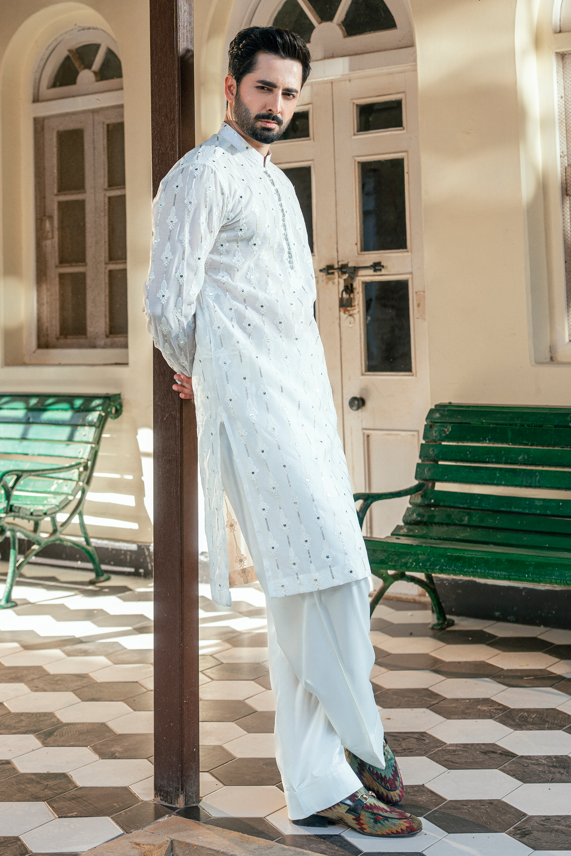 Salt White Kurta Pajama with Embellished Motifs and Pleated Collar