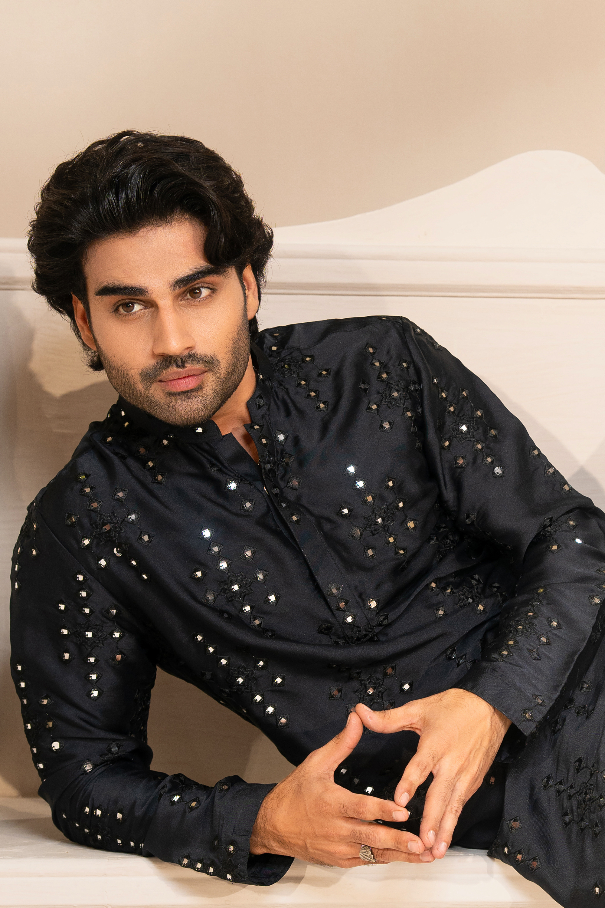 Black Kurta & Pajama Set