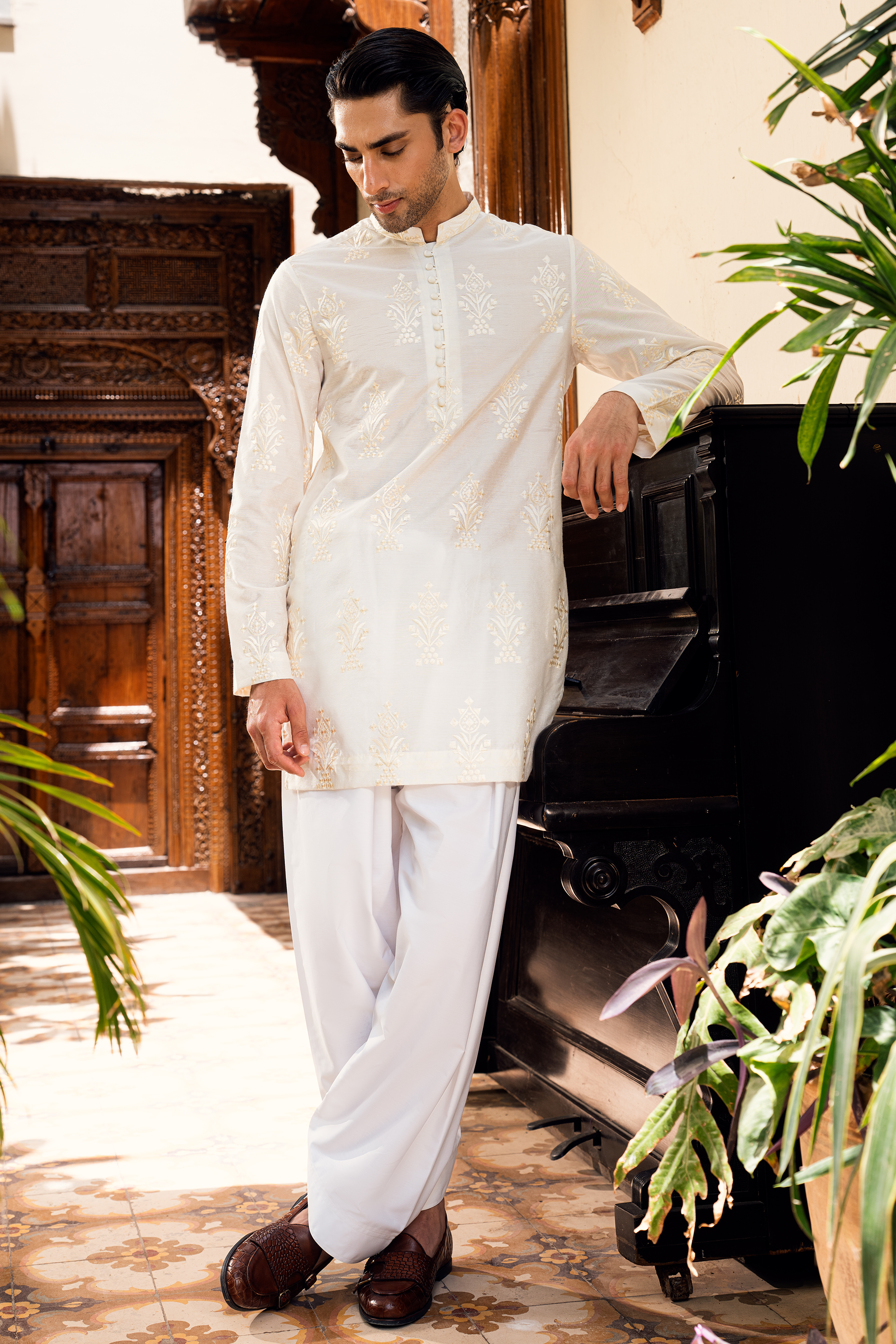 Ivory White Embroidered Kurta & Farshi Shalwar Set