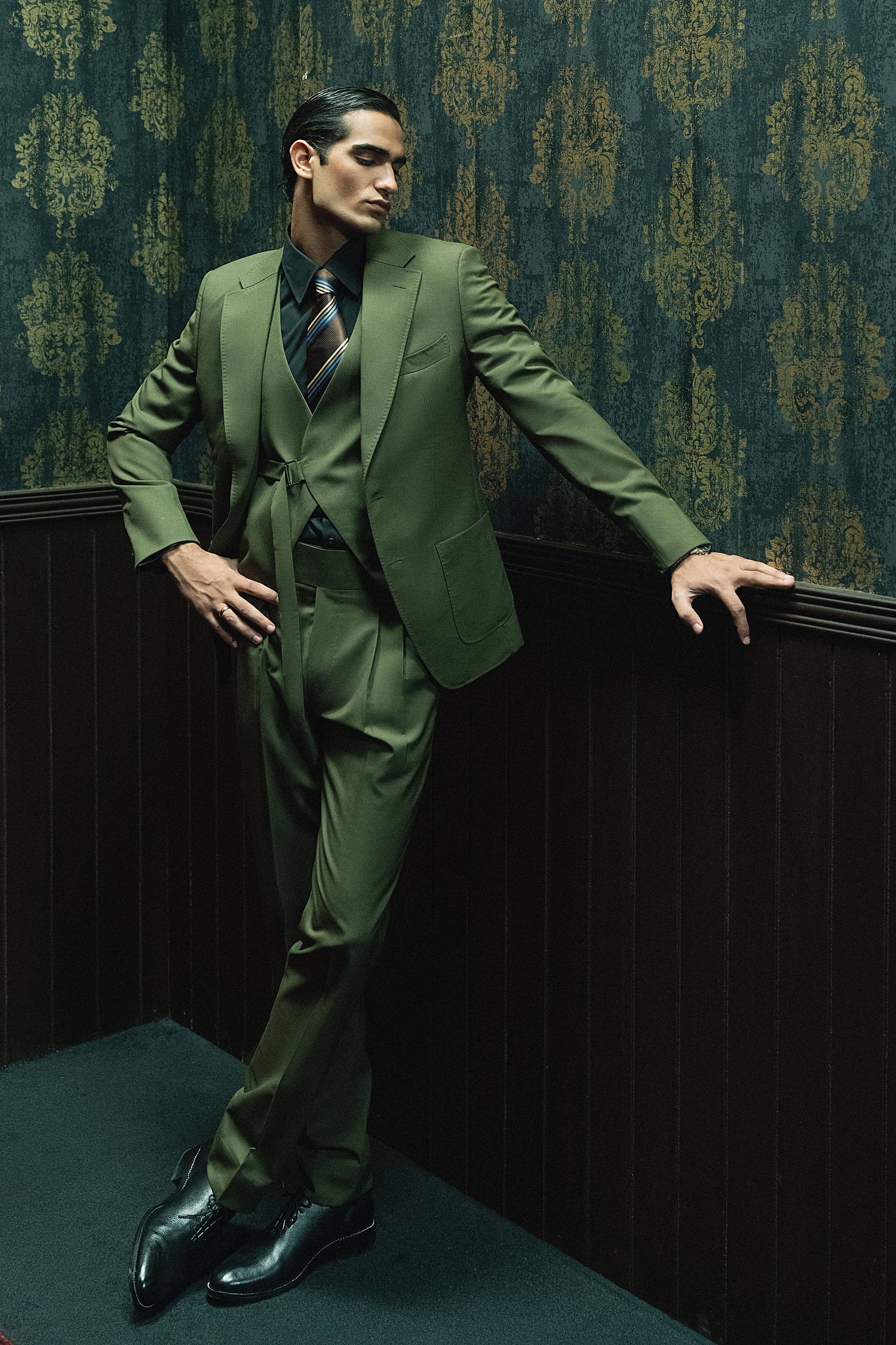 Classic Irish Clover Green Two-Button Three-Piece Suit