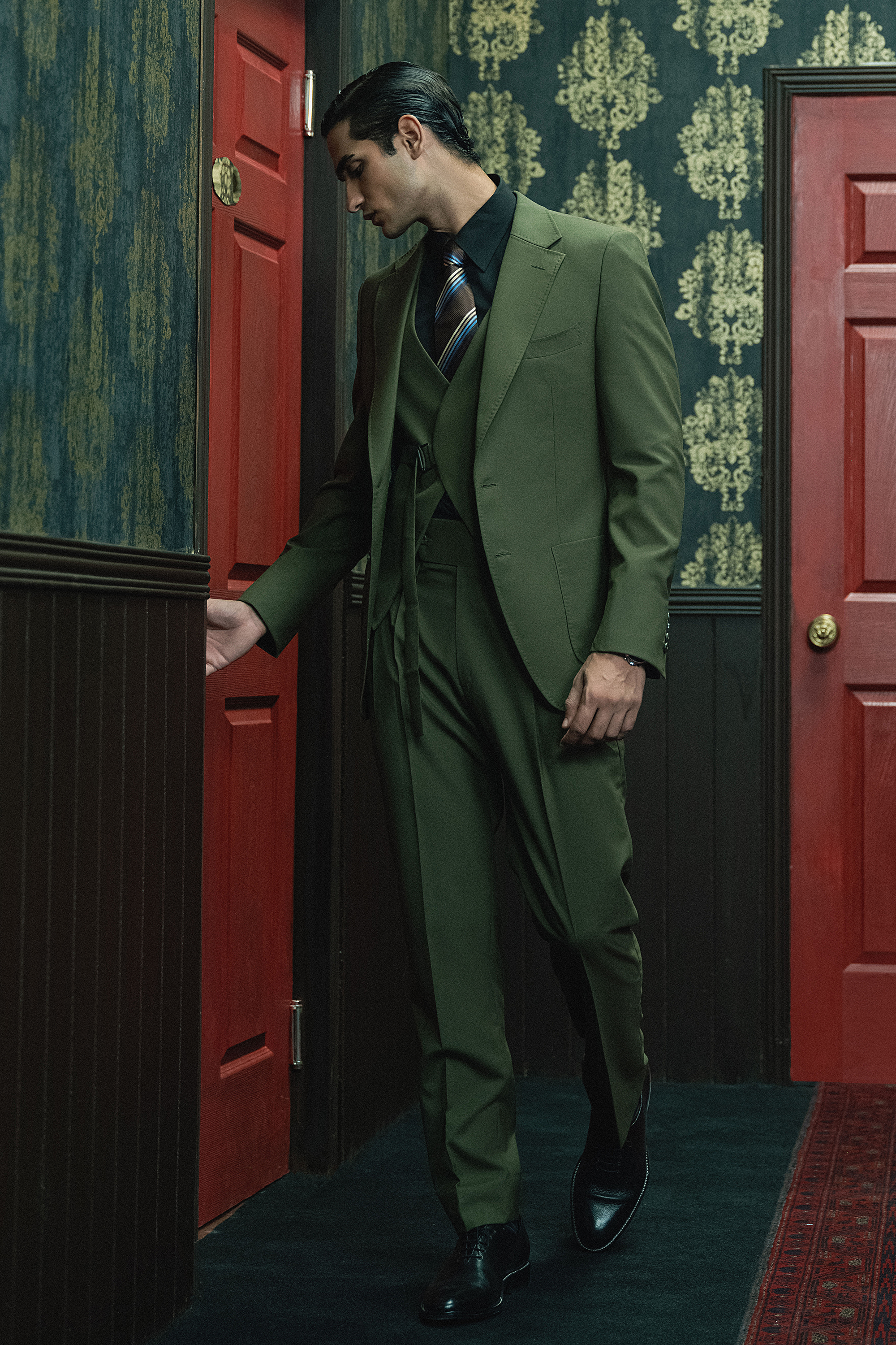 Classic Irish Clover Green Two-Button Three-Piece Suit