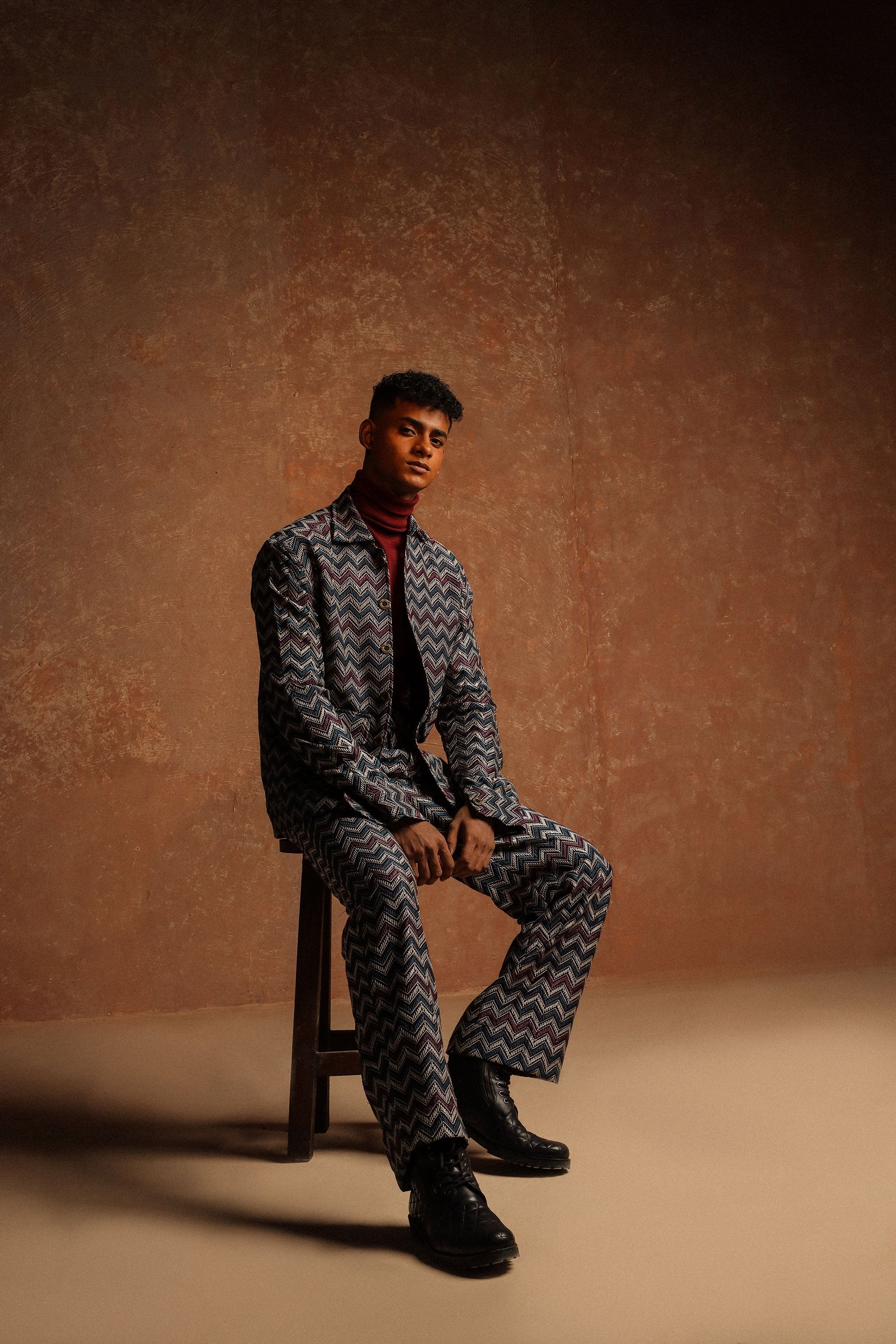 Multicolor jacquard fabric embroided Long Sleeves jacket with Straight cut trouser