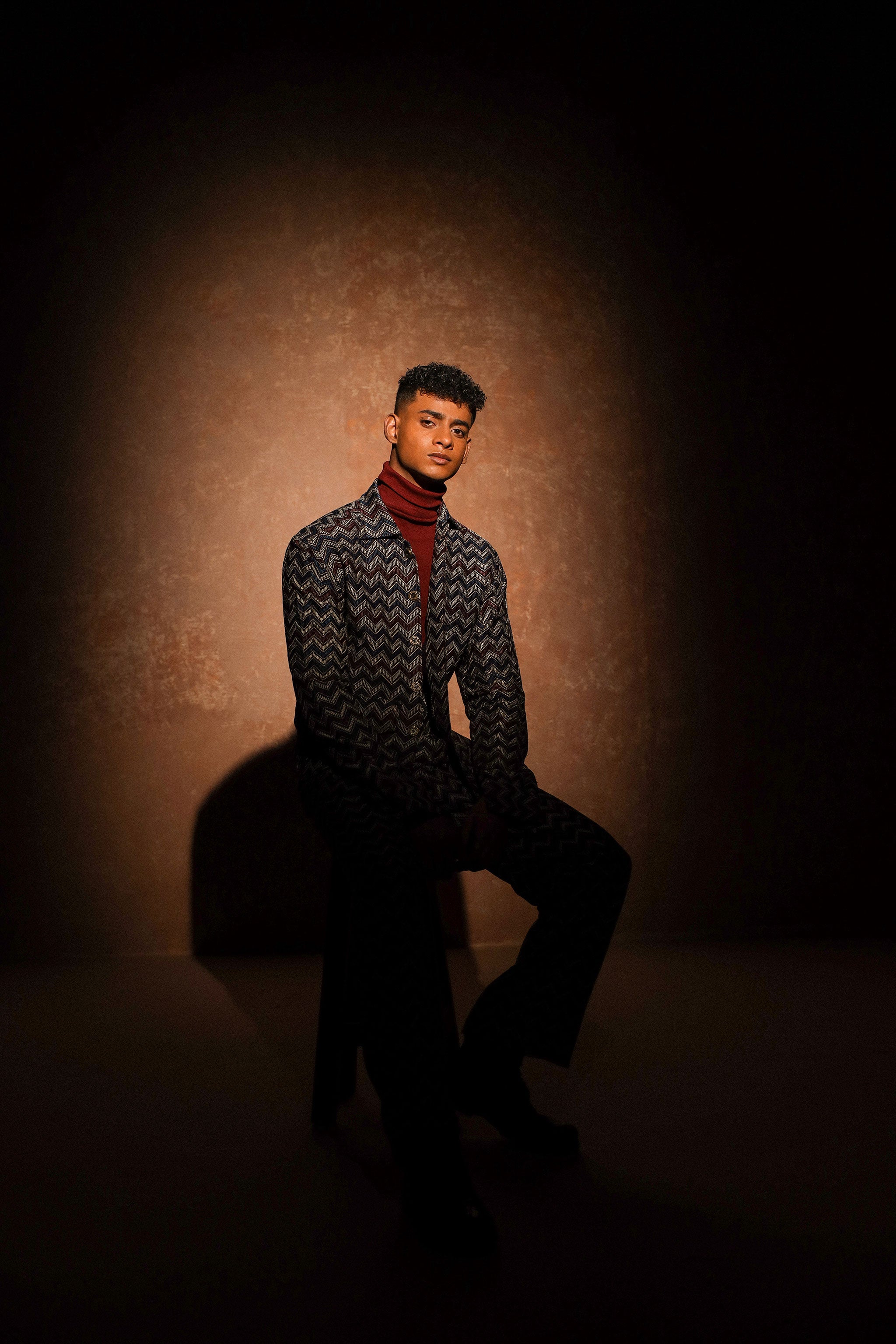 Multicolor jacquard fabric embroided Long Sleeves jacket with Straight cut trouser