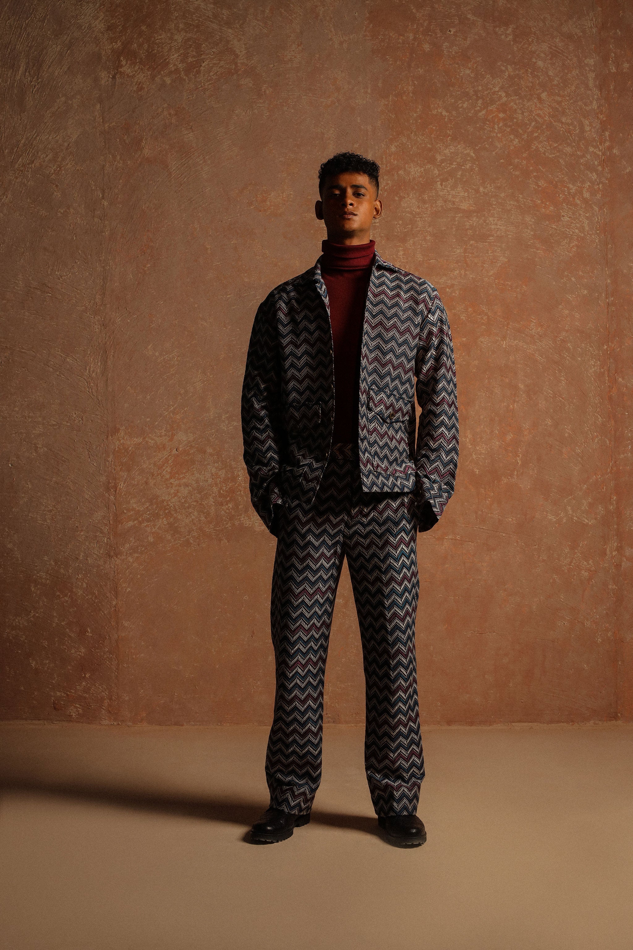 Multicolor jacquard fabric embroided Long Sleeves jacket with Straight cut trouser