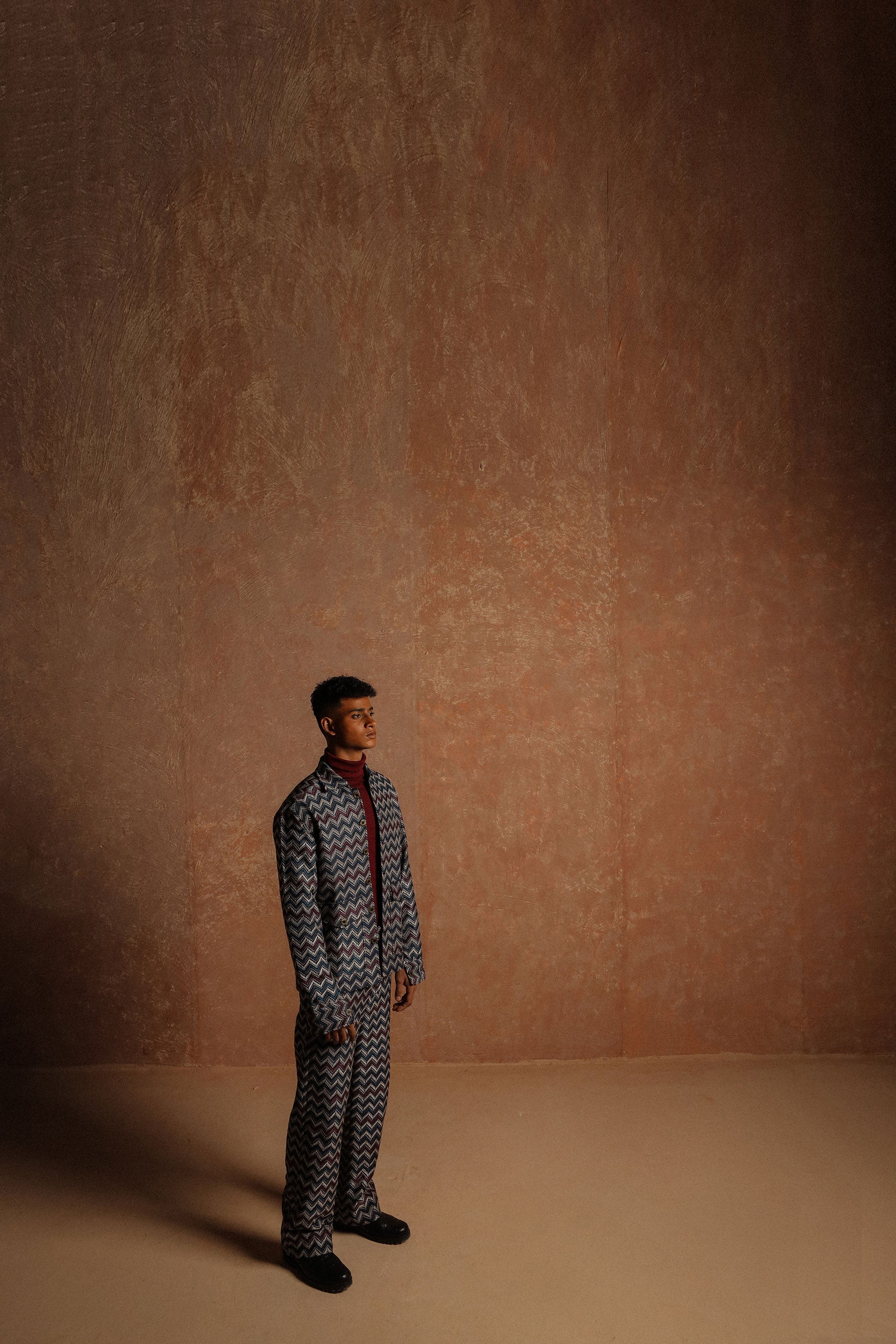 Multicolor jacquard fabric embroided Long Sleeves jacket with Straight cut trouser