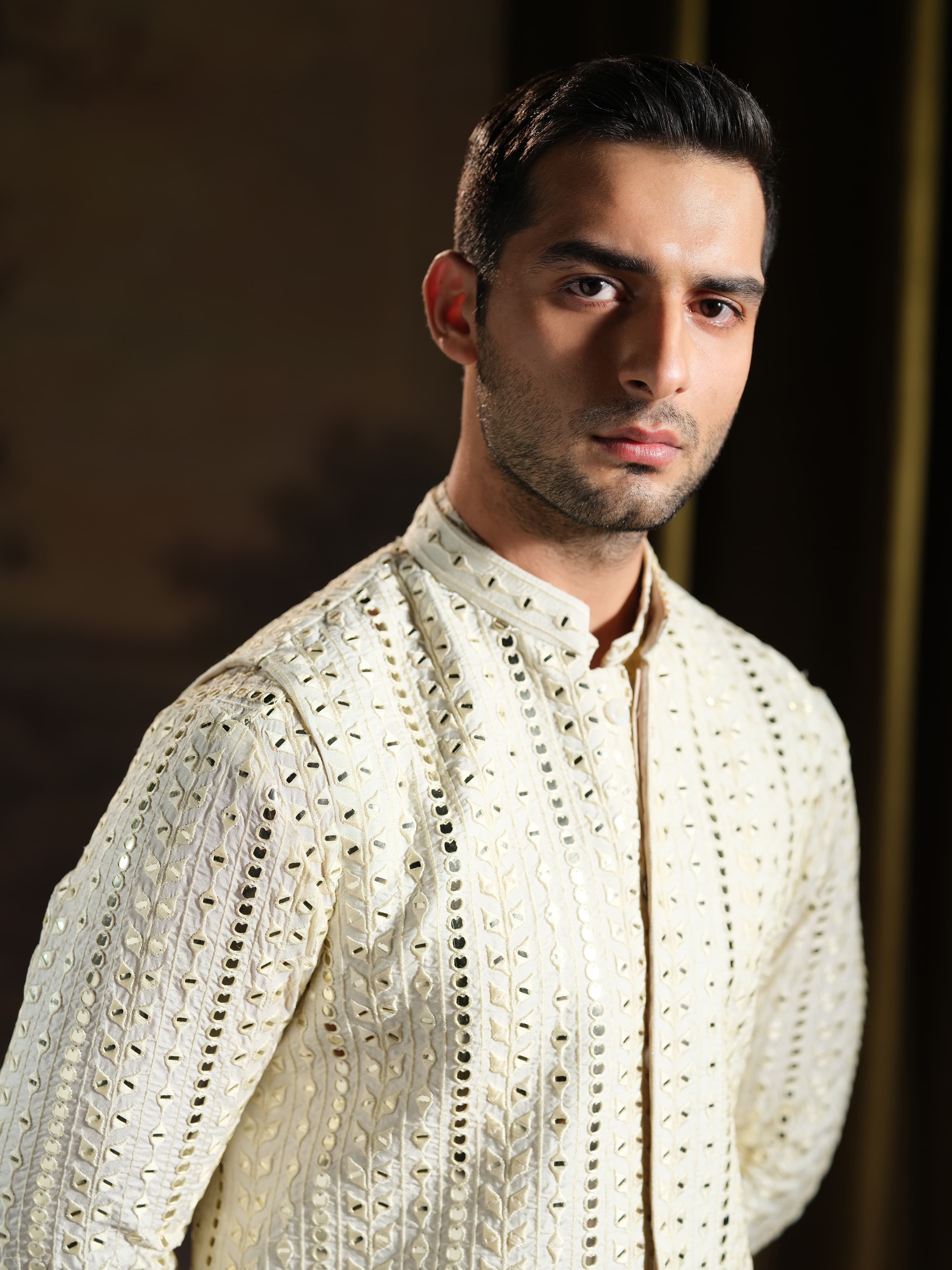 Musarrat - Ivory White Embroidered Kurta Pajama