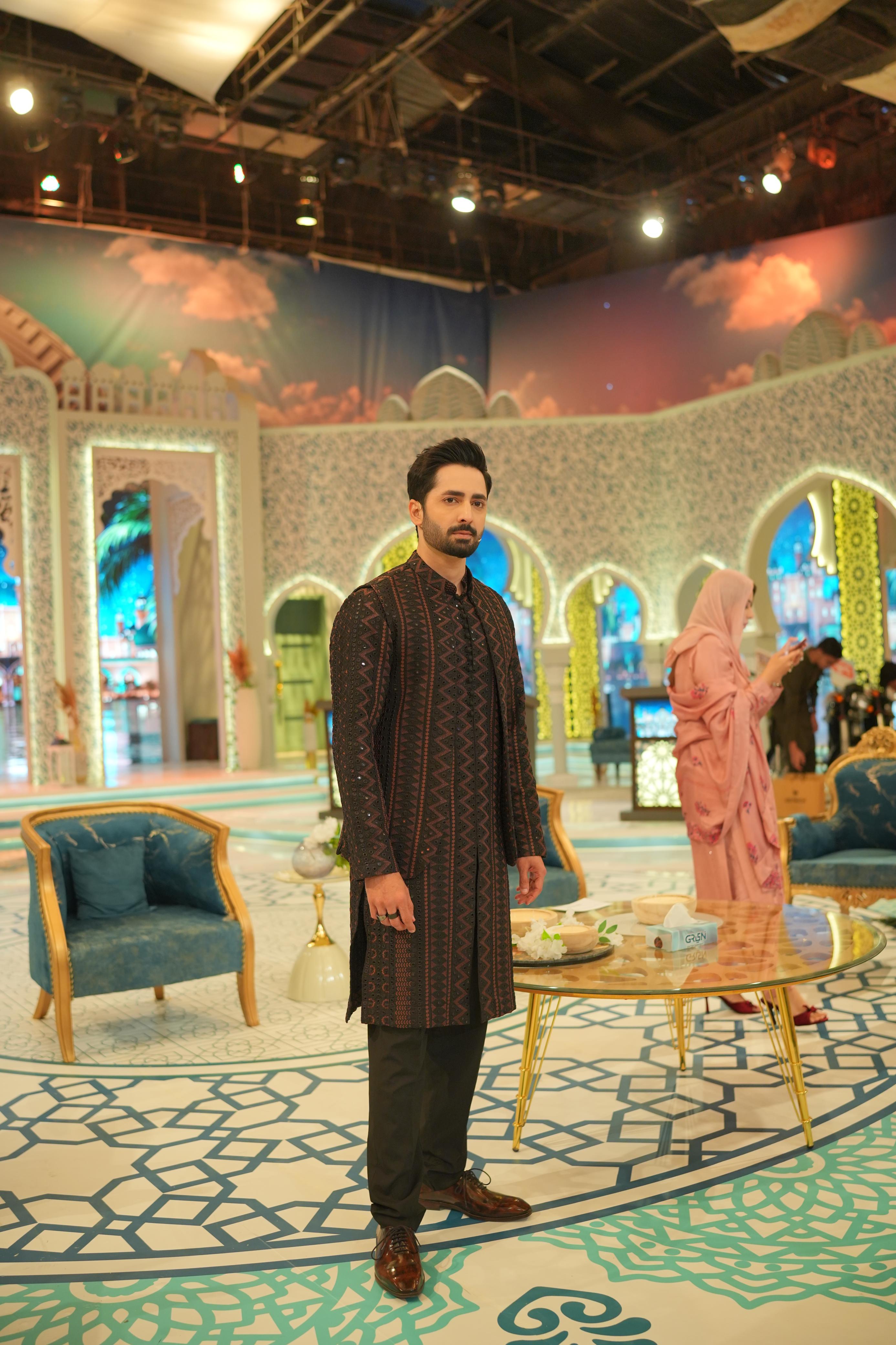 ED25 - Black/Brown Embroidered Kurta Pajama