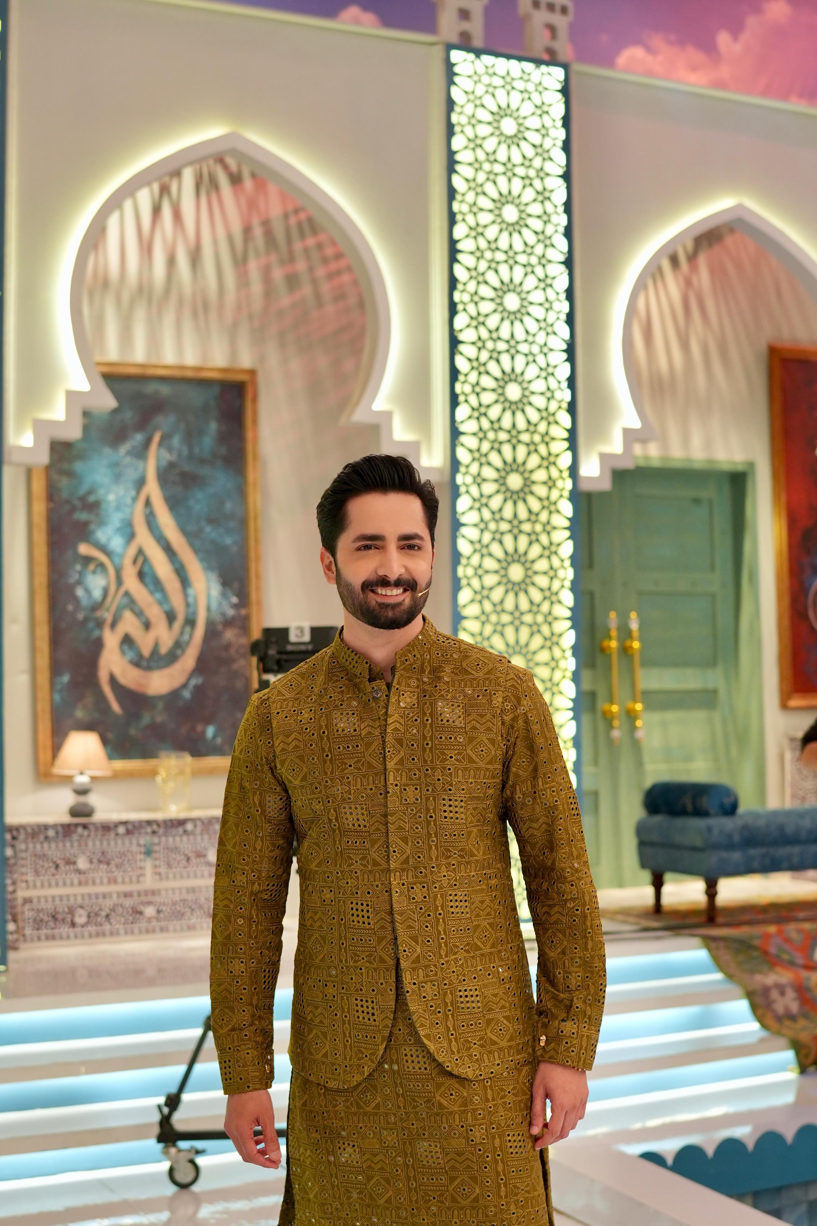 ED25 - Green Embroidered Kurta Pajama