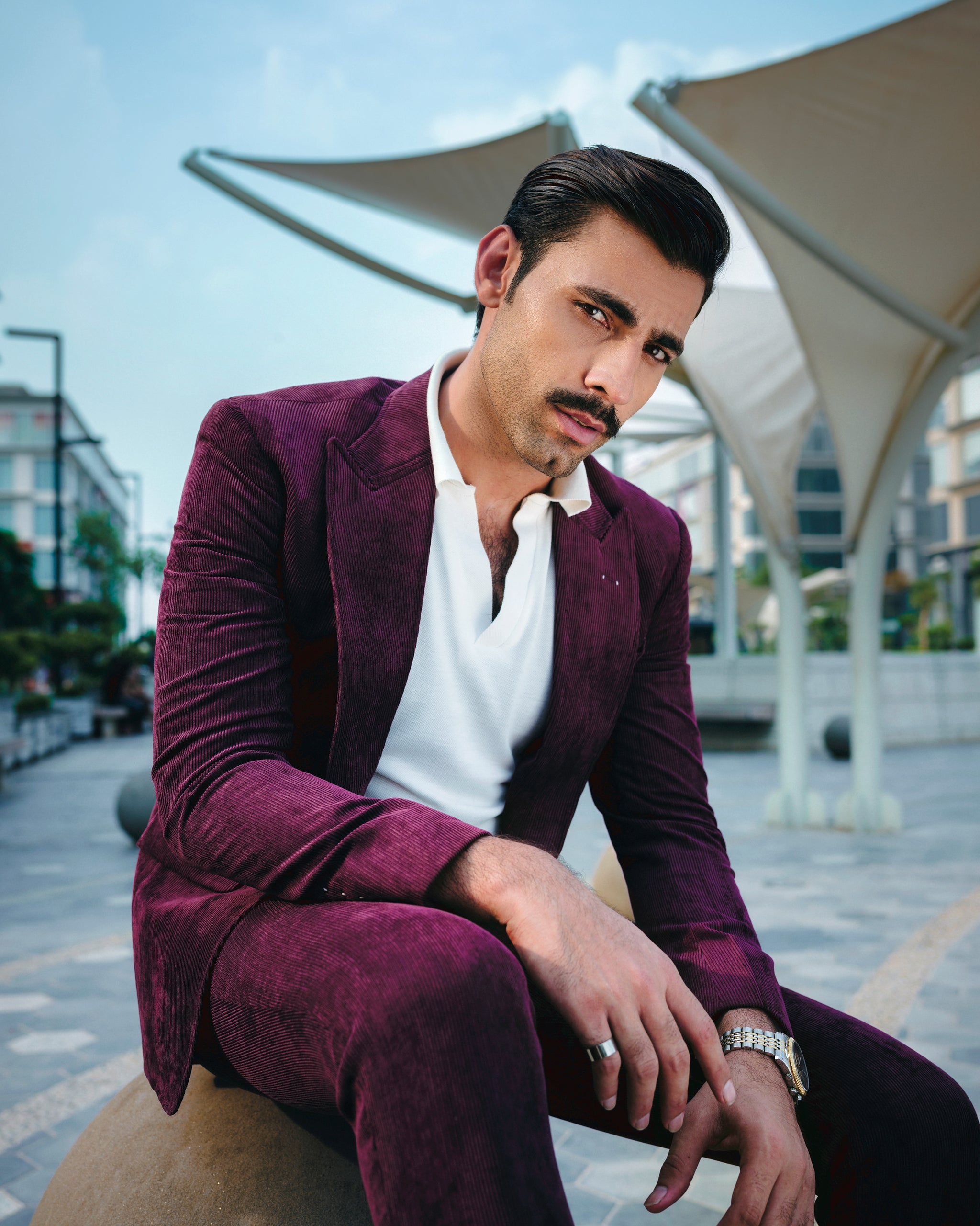 SOIGNÈ | Dark Liquorice Gradation Pleats Double Button suit