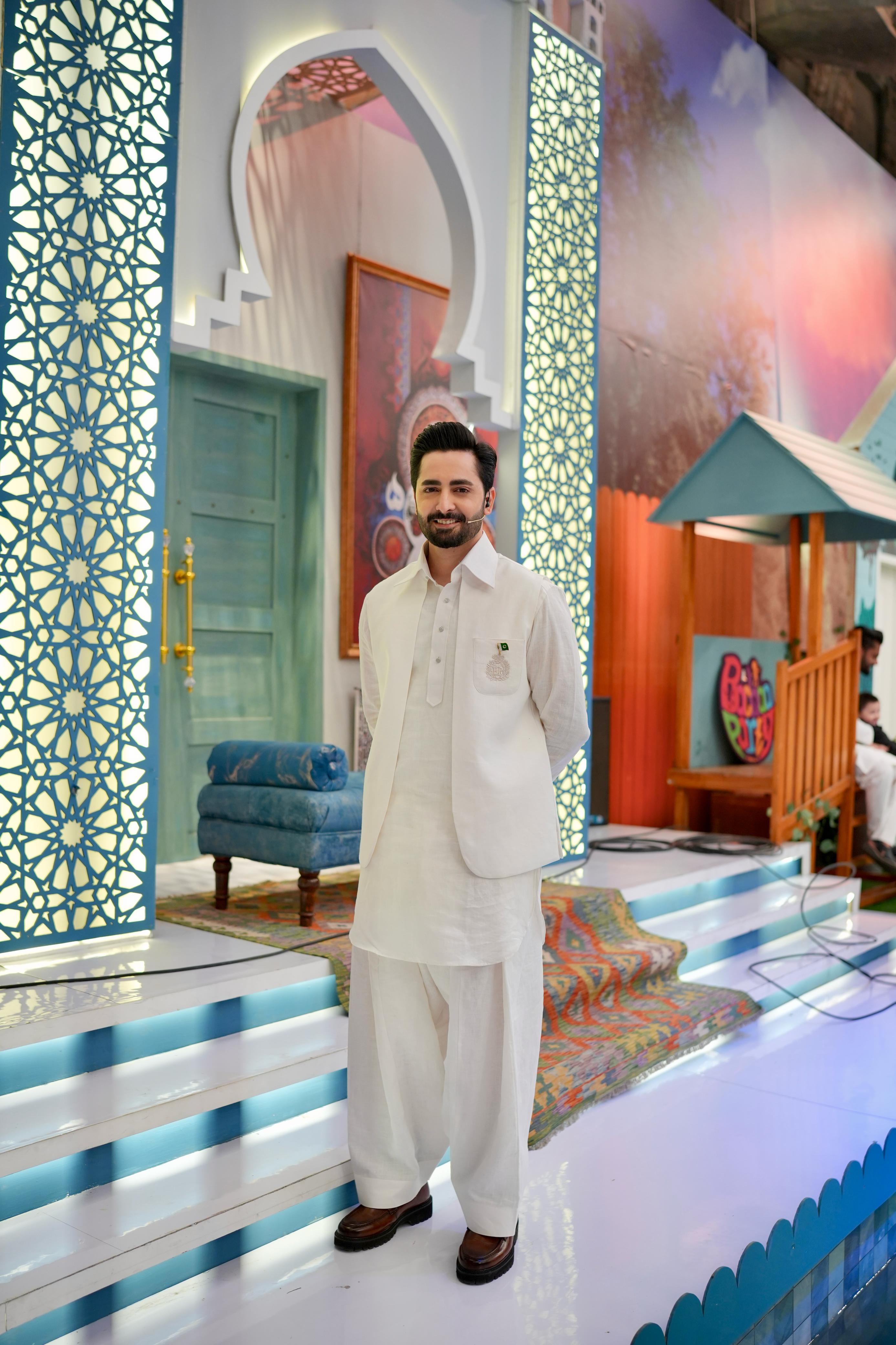 ED25 - Linen Flapper Kurta Pajama with Waistcoat