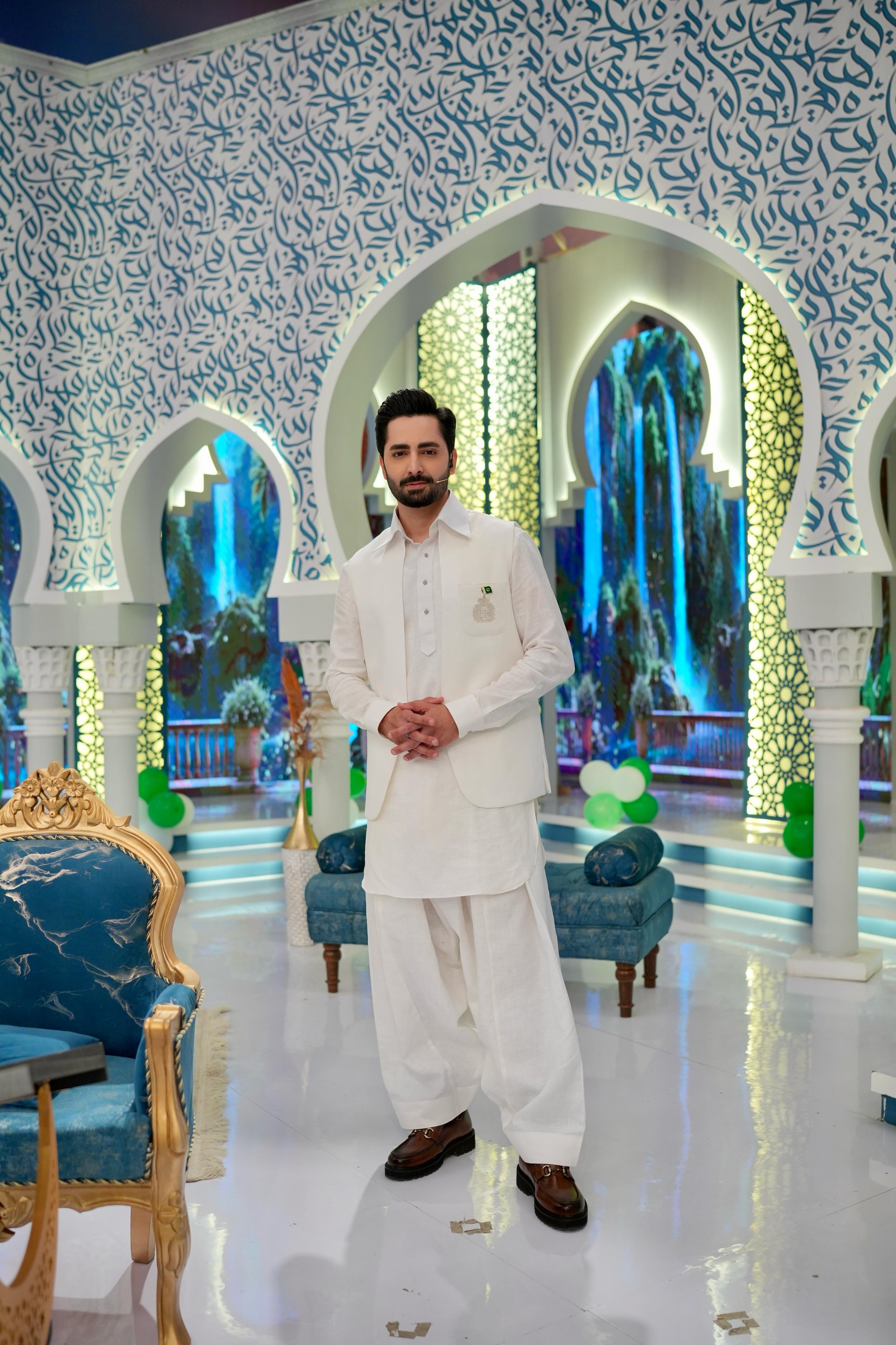 ED25 - Linen Flapper Kurta Pajama with Waistcoat