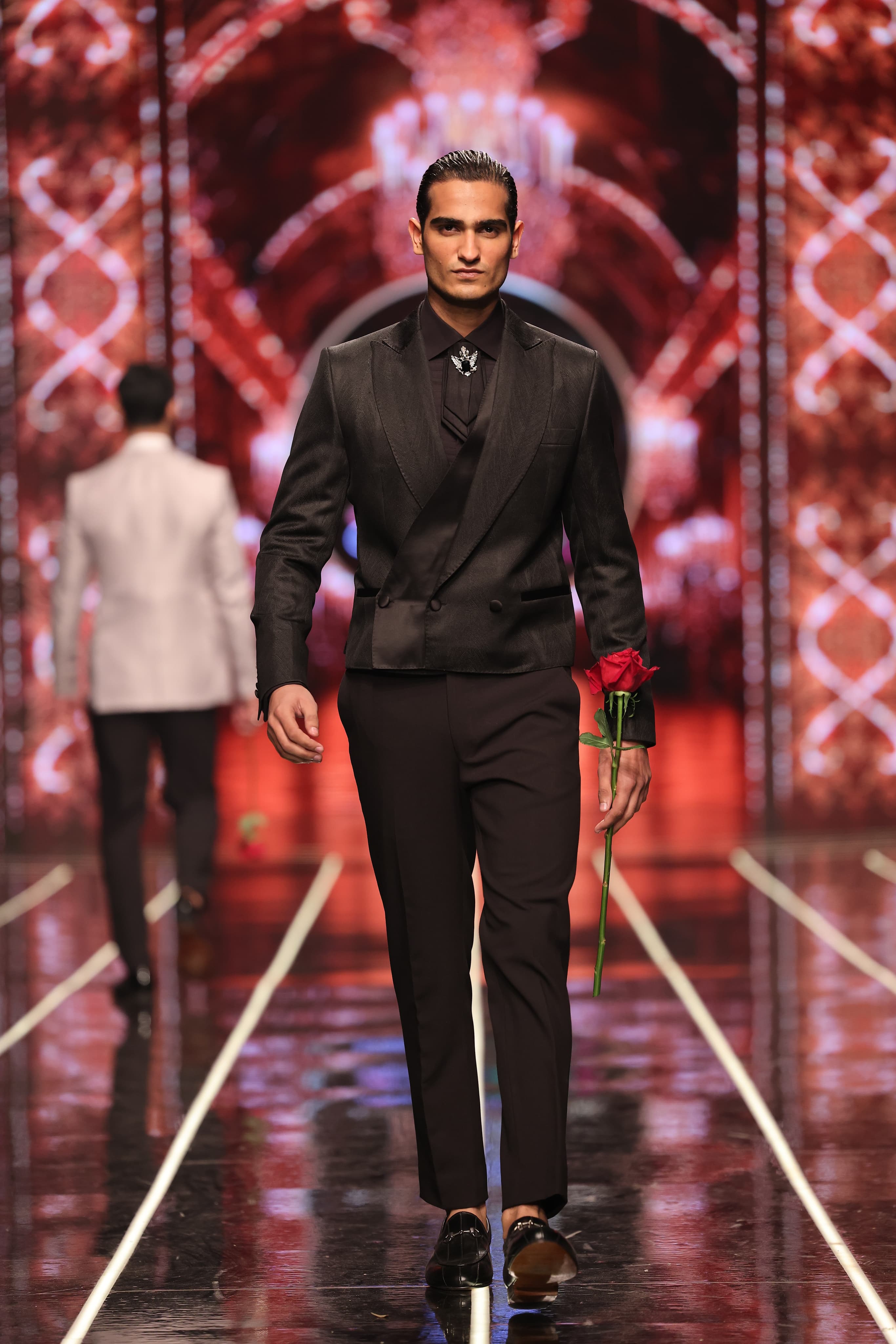 Bangla bazaar | black crop double breasted suit