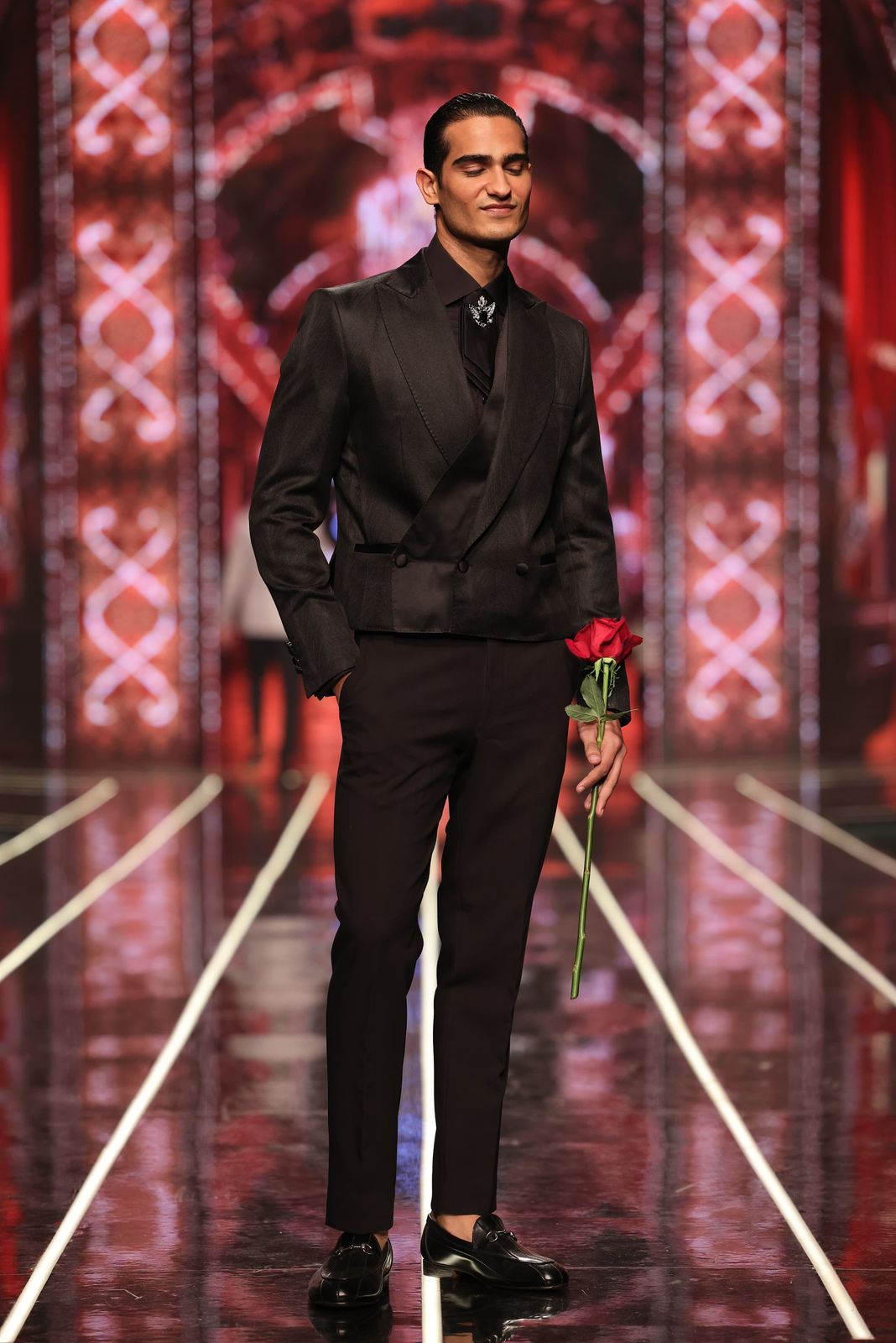 Bangla bazaar | black crop double breasted suit